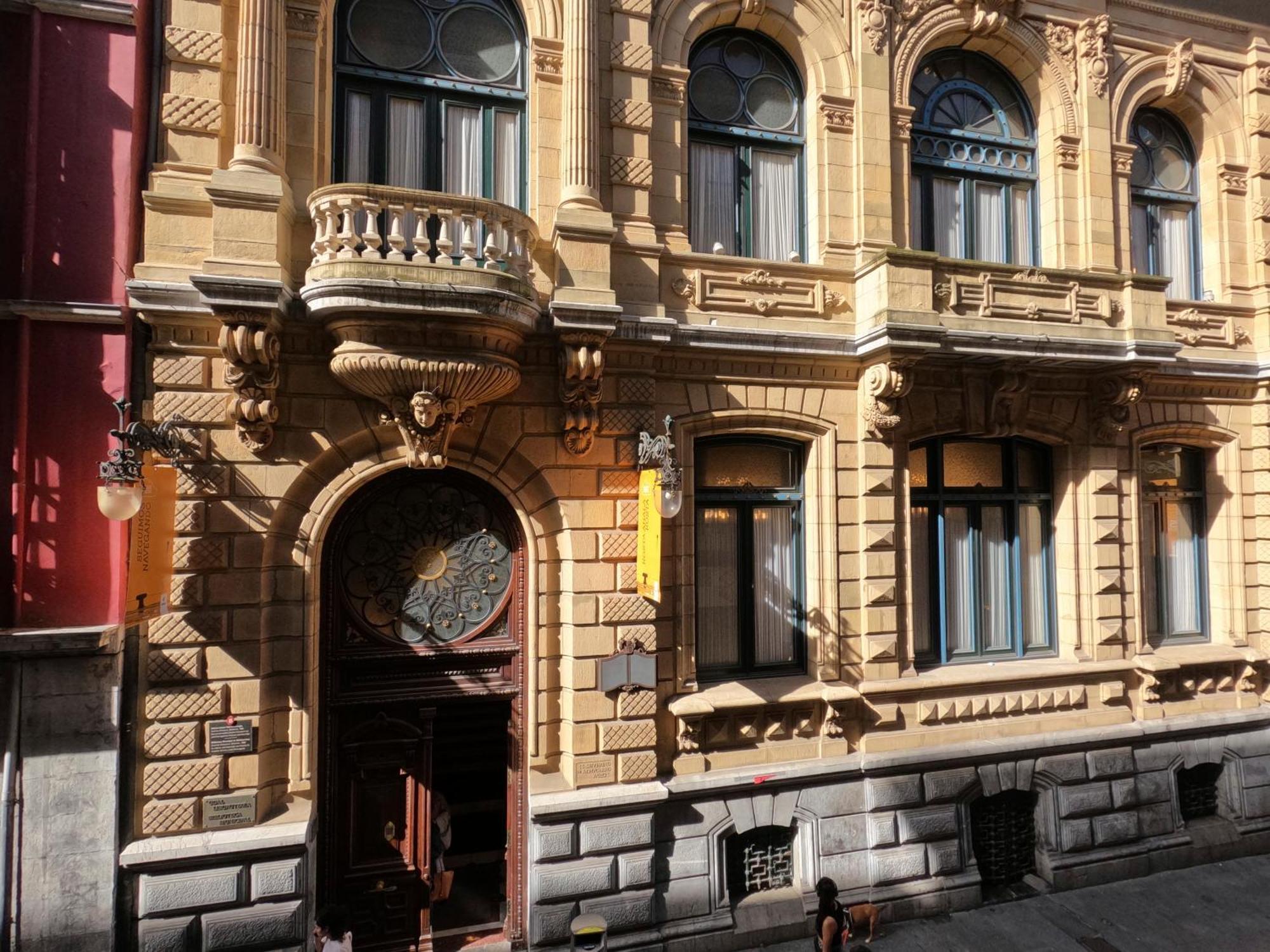 Hotel Casual Arriaga Bilbao Exterior foto