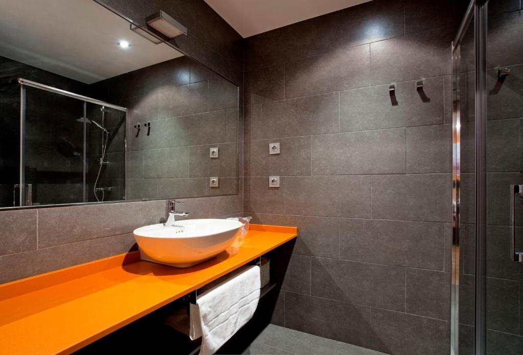 Hotel Casual Arriaga Bilbao Zimmer foto