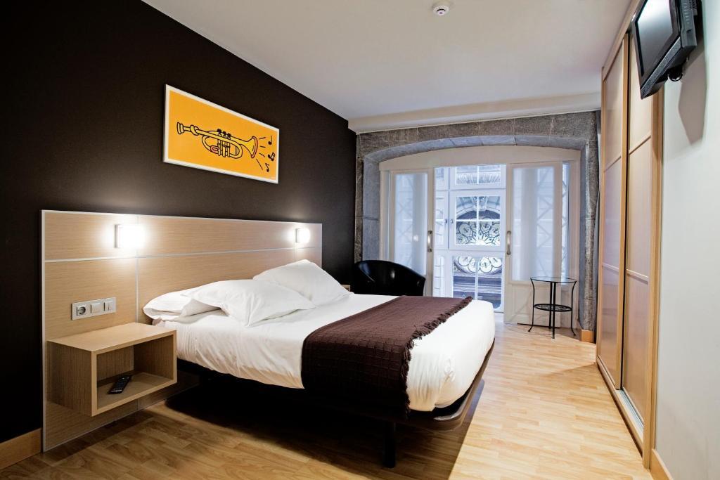 Hotel Casual Arriaga Bilbao Zimmer foto